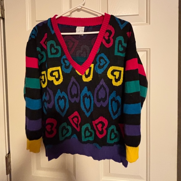 Vintage V-Neck Sweater, Hearts & Stripes - Picture 1 of 5